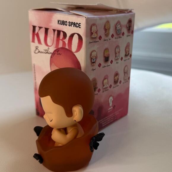POP MART KUBO Eternal Ember Action Figure Blind Box - Picture 2 of 4